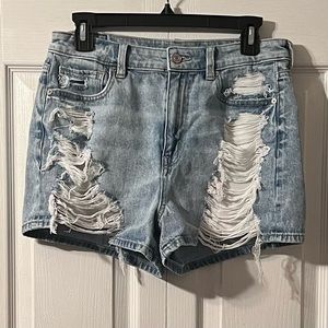 American Eagle Distressed Mom Shorts